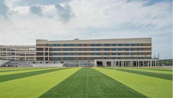 技術賦能教育變革,構建智慧校園新業態